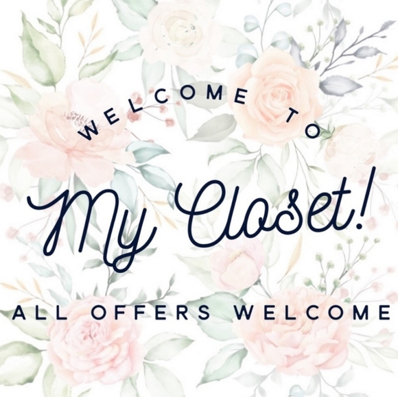 Hello & Welcome to my closet! - Picture 5 of 5